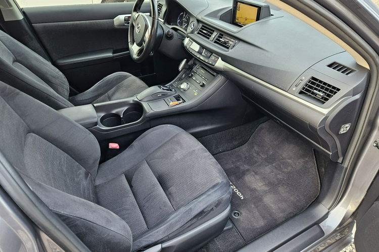 Lexus CT REZERWACJA 136KM Kamera Full LED Alkantara Navi Super Stan Gwarancja zdjęcie 20