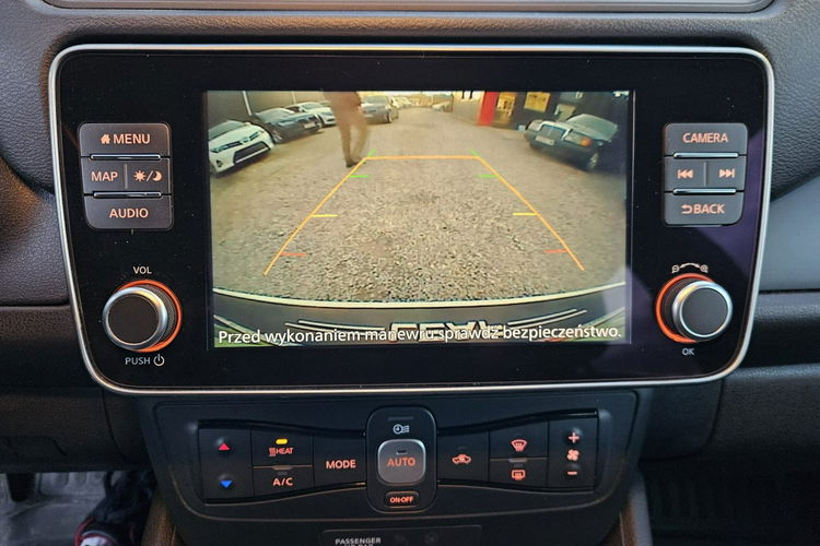 Nissan Leaf REZERWACJA 62kWh SOH 96% Kamera Blisy Full Opcja Bezwypadek 100% zdjęcie 20