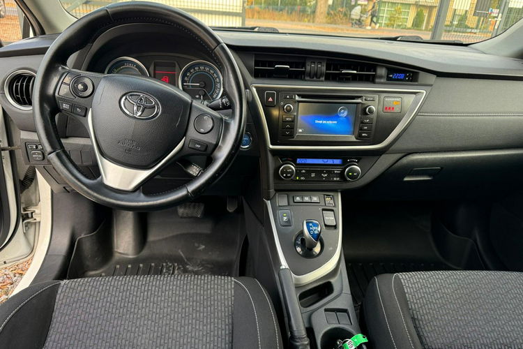 Toyota Auris 1.8 HSD 136KM Kamera Bardzo ładny zdjęcie 11