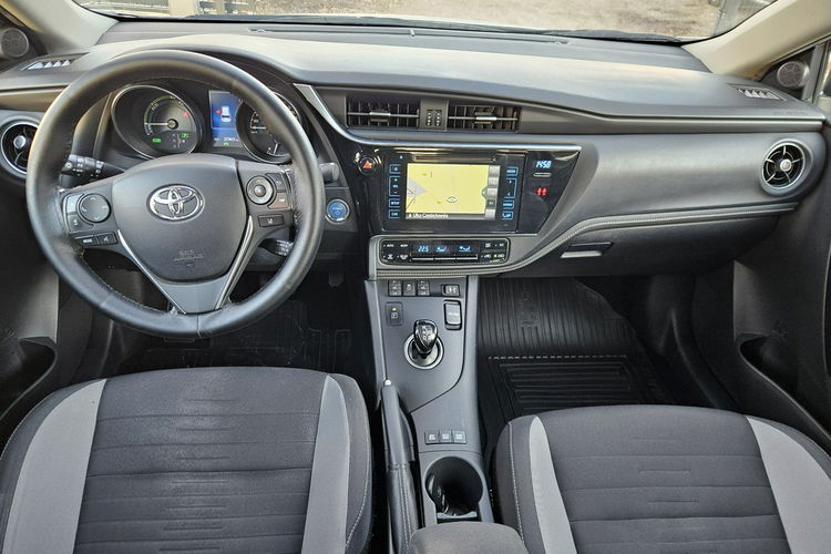 Toyota Auris 1.8 HSD 136KM Kamera Bardzo ładny zdjęcie 9