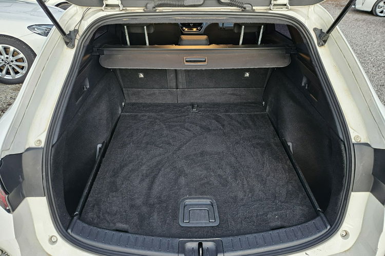 Toyota Corolla 1.8 HSD 136KM Kamera Navi Ledy Distronic Asystenty Full Serwis zdjęcie 10