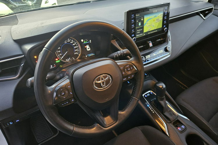 Toyota Corolla 1.8 HSD 136KM Kamera Navi Ledy Distronic Asystenty Full Serwis zdjęcie 7