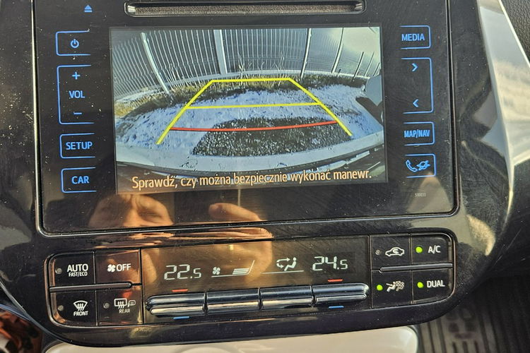 Toyota Prius 1.8 HSD LEDY Kamera Ast. Pasa Radar Keyless Go Gwarancja Super Stan zdjęcie 10