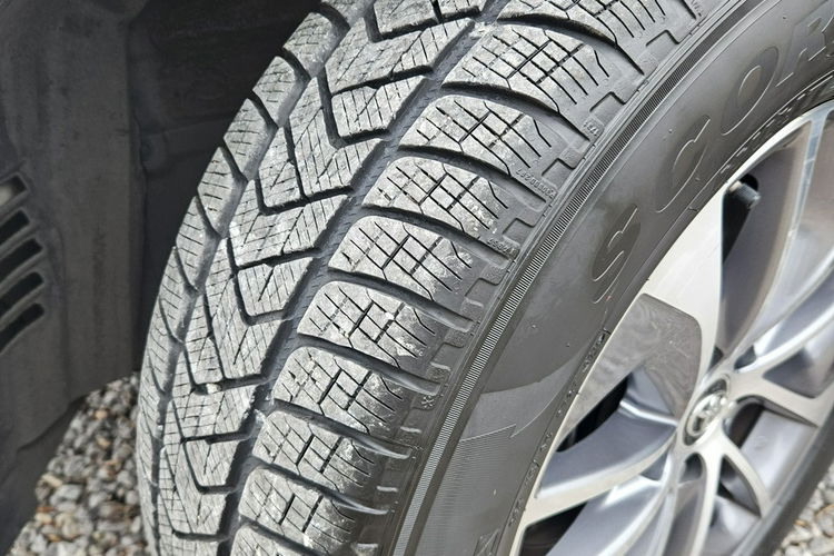 Toyota RAV-4 2.5 Hybrid 178KM Navi PDC Ast Pasa El. Klapa Serwis Kamera zdjęcie 14