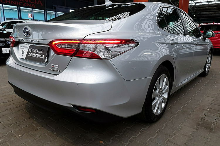 Toyota Camry SKÓRA+El.Fotele GWARANCJA DynamicForce BI-Led+ACC 1wł Kraj Bezwyp F23% 4x2 zdjęcie 8
