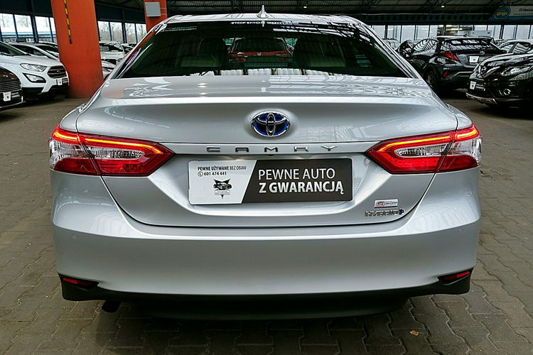 Toyota Camry SKÓRA+El.Fotele GWARANCJA DynamicForce BI-Led+ACC 1wł Kraj Bezwyp F23% 4x2 zdjęcie 64
