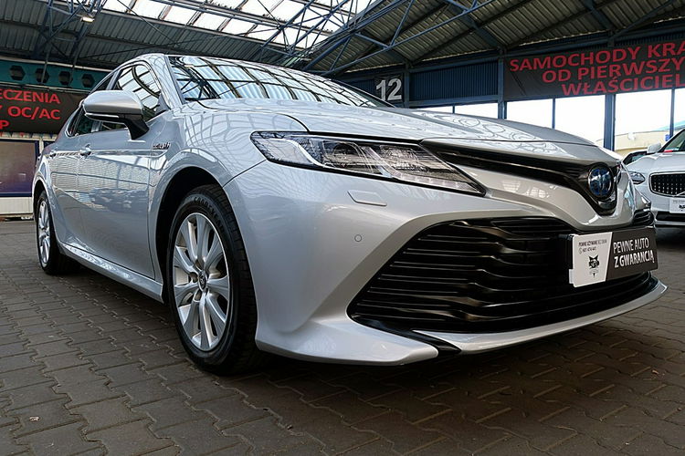Toyota Camry SKÓRA+El.Fotele GWARANCJA DynamicForce BI-Led+ACC 1wł Kraj Bezwyp F23% 4x2 zdjęcie 65