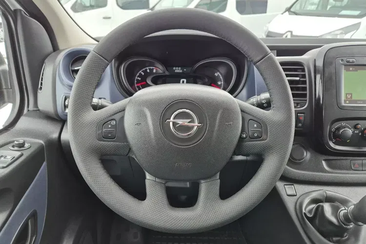 Opel vivaro zdjęcie 18