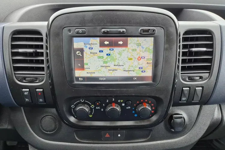 Opel vivaro zdjęcie 22