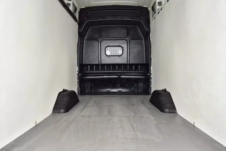 Ford Transit L4H3 69999zł NETTO Brygadówka 6 osób 2.0 TdCi/170KM zdjęcie 15