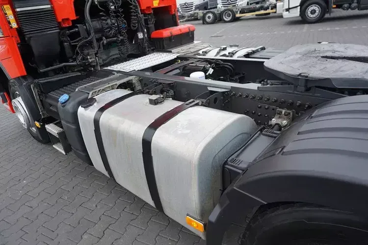 Volvo / FH / 420 / EURO 6 / ACC / PEŁNY ADR / MAŁY PRZEBIEG zdjęcie 10