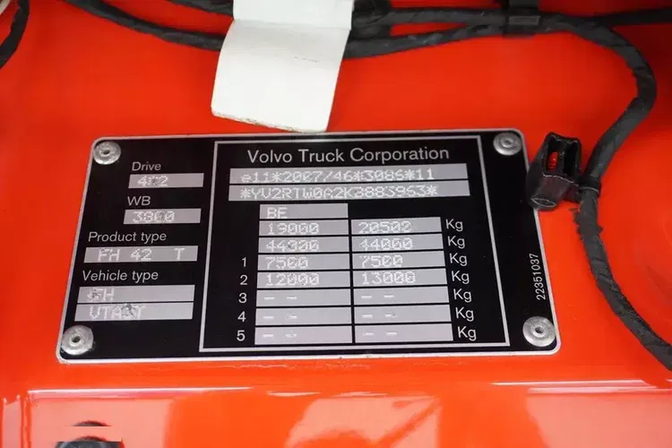 Volvo / FH / 420 / EURO 6 / ACC / PEŁNY ADR / MAŁY PRZEBIEG zdjęcie 11