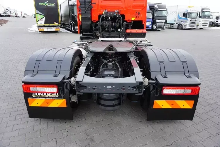 Volvo / FH / 420 / EURO 6 / ACC / PEŁNY ADR / MAŁY PRZEBIEG zdjęcie 16