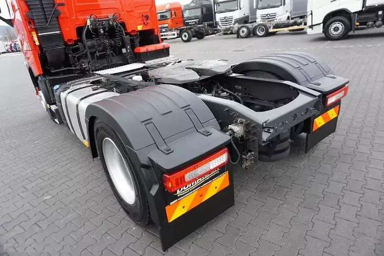 Volvo / FH / 420 / EURO 6 / ACC / PEŁNY ADR / MAŁY PRZEBIEG zdjęcie 27