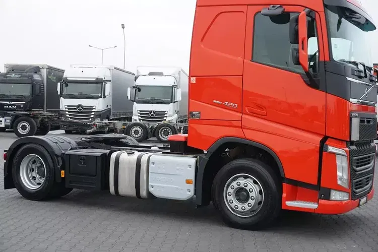Volvo / FH / 420 / EURO 6 / ACC / PEŁNY ADR / MAŁY PRZEBIEG zdjęcie 39