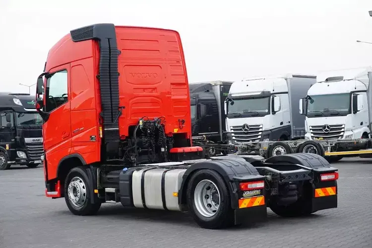 Volvo / FH / 420 / EURO 6 / ACC / PEŁNY ADR / MAŁY PRZEBIEG zdjęcie 5