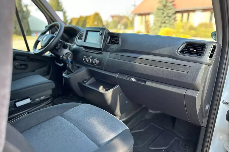 Renault Master zdjęcie 9