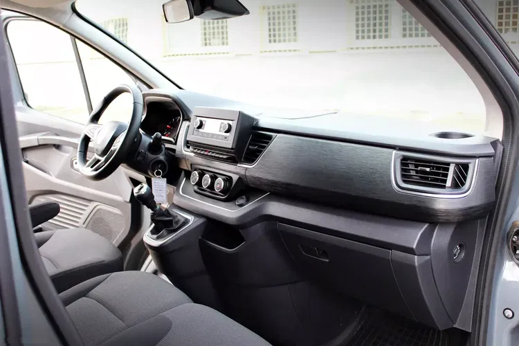 Renault trafic zdjęcie 43