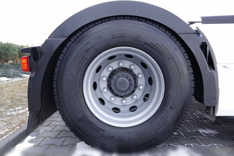 Volvo FH 500 / 2017 ROK / OPONY 100 % / SPROWADZONY / PO KONTRAKCIE SERWISOWYM zdjęcie 22