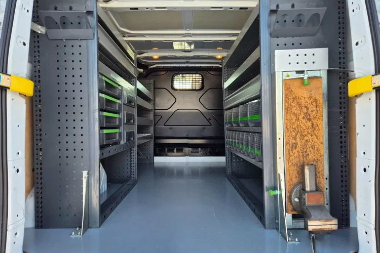 Ford Transit Custom L2H1 54900zł NETTO 2.0TdCi/170KM zdjęcie 16