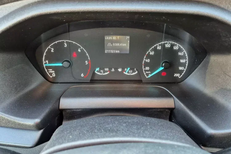 Ford Transit Custom L2H1 54900zł NETTO 2.0TdCi/170KM zdjęcie 26
