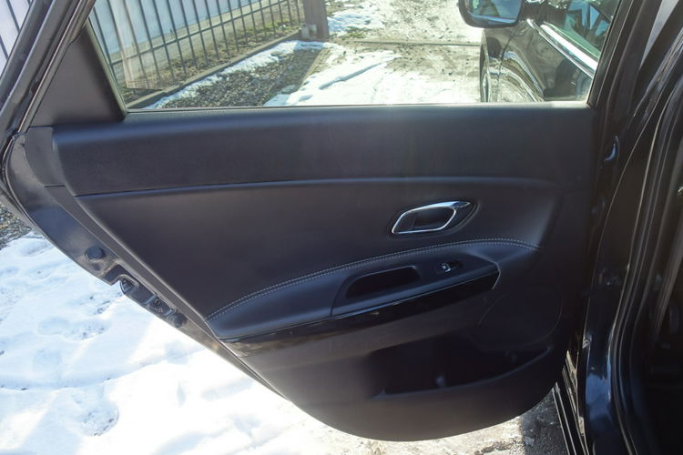 Cee'd Kia Ceed 2015 1.6 diesel 136km wersja GT-LINE panorama navi kamera zdjęcie 10