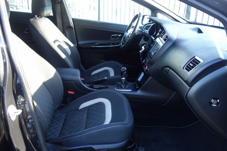 Cee'd Kia Ceed 2015 1.6 diesel 136km wersja GT-LINE panorama navi kamera zdjęcie 14