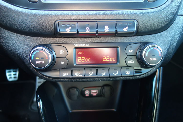 Cee'd Kia Ceed 2015 1.6 diesel 136km wersja GT-LINE panorama navi kamera zdjęcie 23