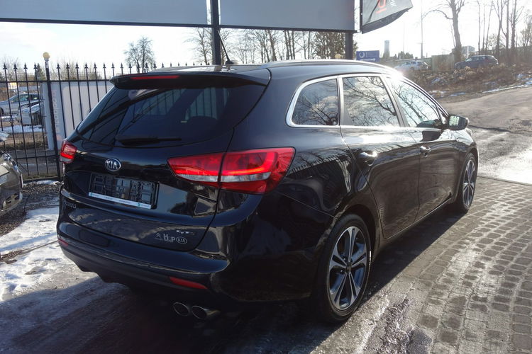 Cee'd Kia Ceed 2015 1.6 diesel 136km wersja GT-LINE panorama navi kamera zdjęcie 5
