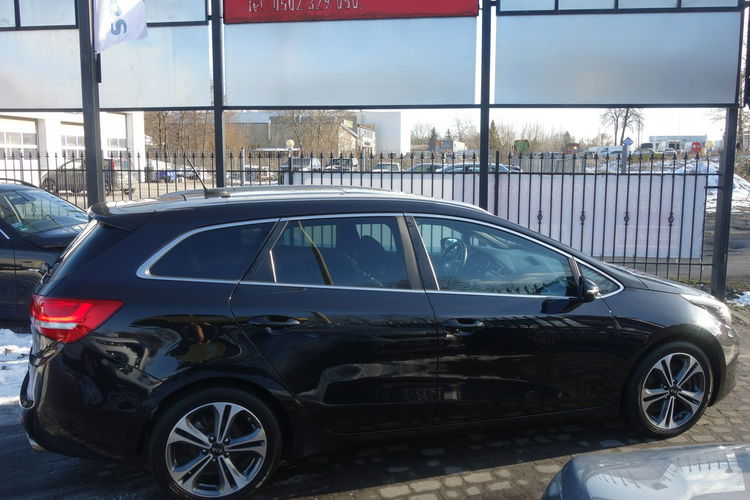 Cee'd Kia Ceed 2015 1.6 diesel 136km wersja GT-LINE panorama navi kamera zdjęcie 6