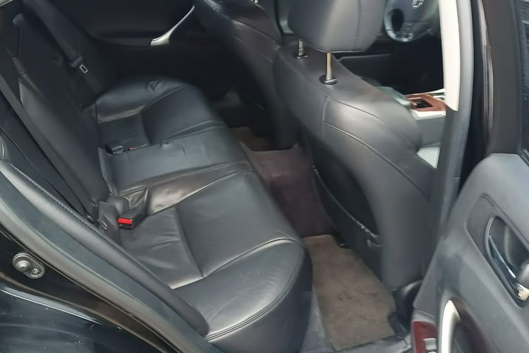 Lexus IS zdjęcie 11