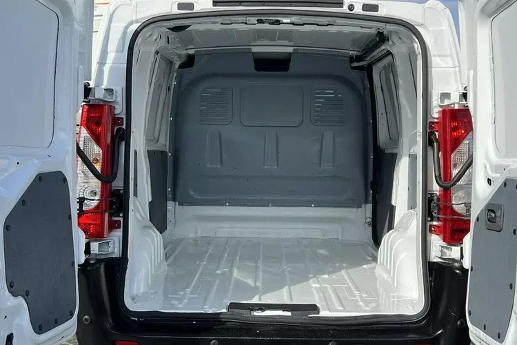 Peugeot Expert zdjęcie 15