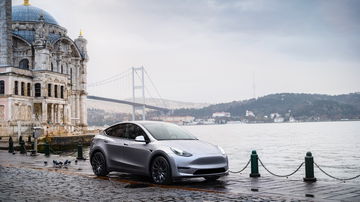 Tesla TESLA Y Performance AWD