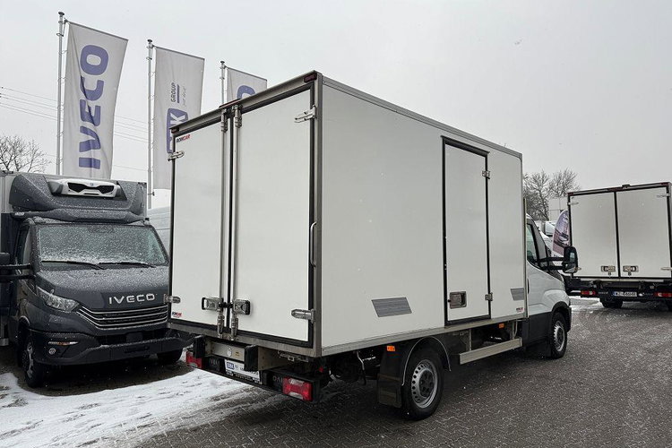 Iveco 35S14 zdjęcie 4