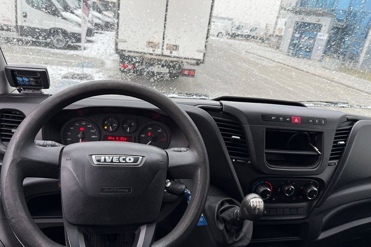 Iveco 35S14 zdjęcie 7