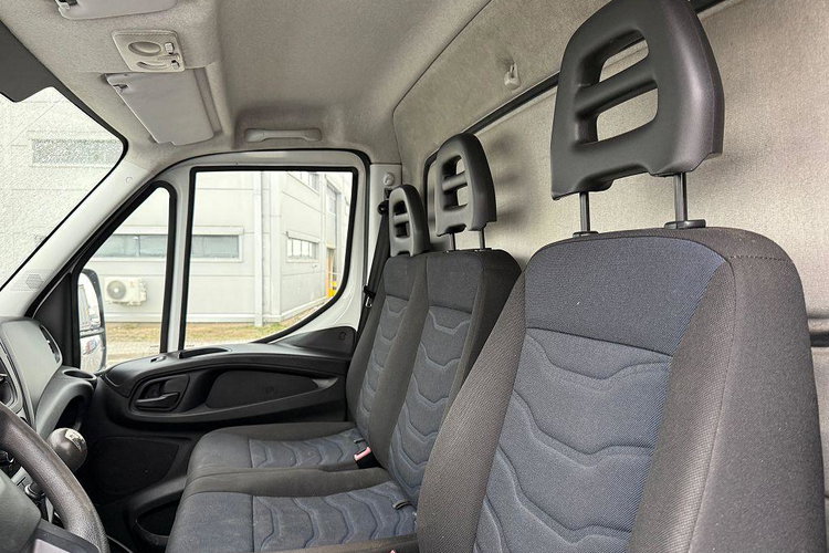 Iveco 35S14 zdjęcie 8