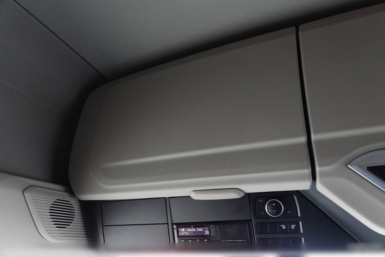 DAF XG 530 / RETARDER / CAŁY NA PODUSZKACH / KLIMA POSTOJOWA / OPONY 100% / PO KONTRAKCIE SERWISOWYM / zdjęcie 35