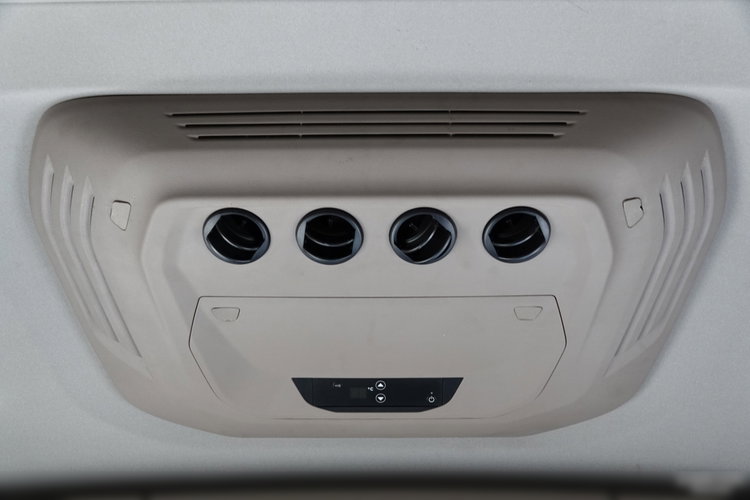 DAF XG 530 / RETARDER / CAŁY NA PODUSZKACH / KLIMA POSTOJOWA / OPONY 100% / PO KONTRAKCIE SERWISOWYM / zdjęcie 37