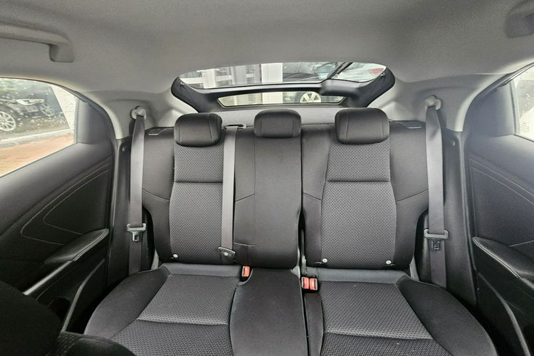 Honda Civic model 2016, grzane fotele , tempomat zdjęcie 12