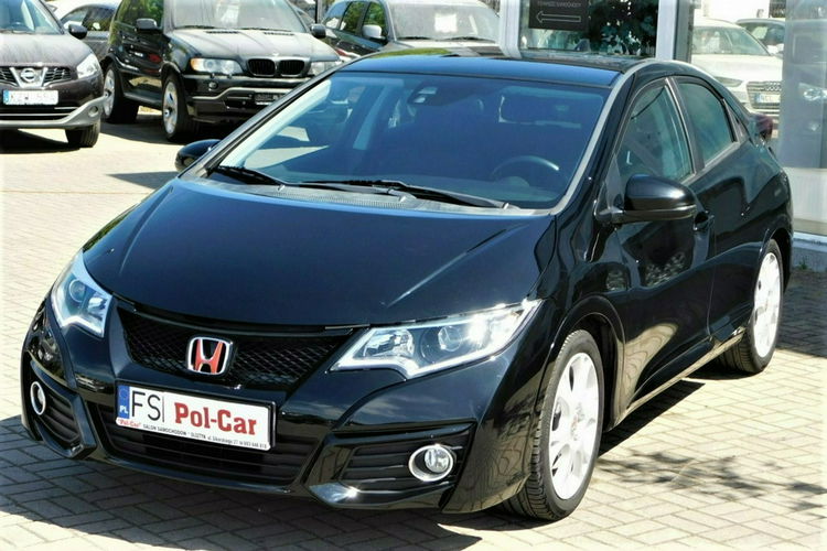 Honda Civic model 2016, grzane fotele , tempomat zdjęcie 2