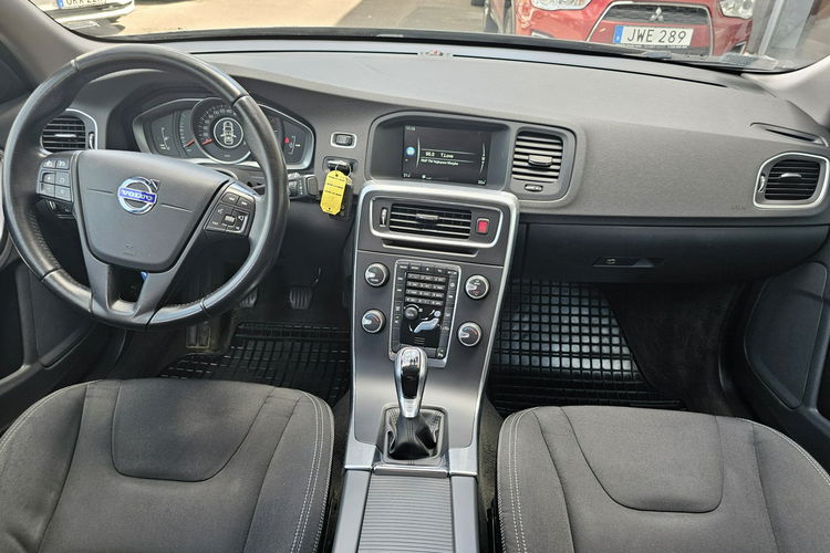 Volvo S60 serwisowane, bogata wersja, zadbany zdjęcie 15