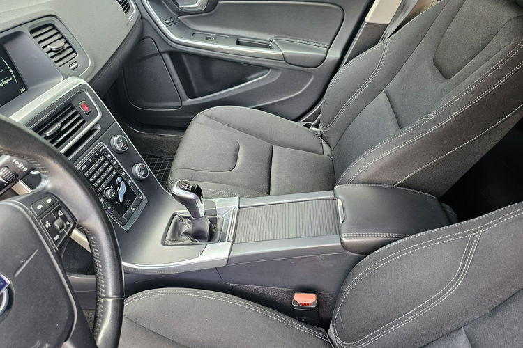 Volvo S60 serwisowane, bogata wersja, zadbany zdjęcie 30