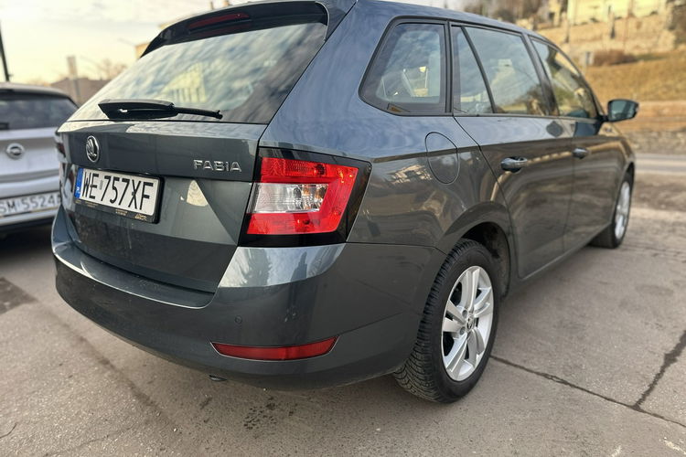 Skoda Fabia Salon Polska Poleasingowy I właściciel Serwis ASO VAT 23% Bezwypadkowy zdjęcie 5