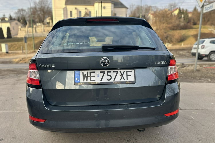 Skoda Fabia Salon Polska Poleasingowy I właściciel Serwis ASO VAT 23% Bezwypadkowy zdjęcie 7