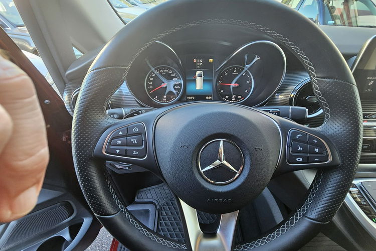 Mercedes V 250 bezwypadkowy, mały przebieg , bogata wersja zdjęcie 11