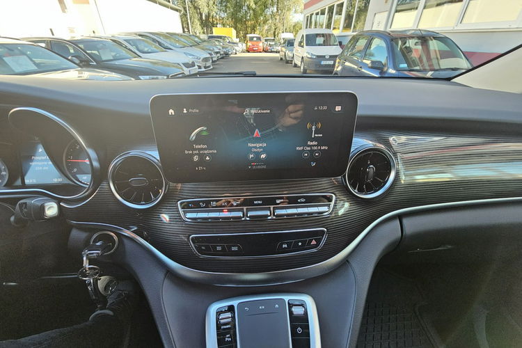Mercedes V 250 bezwypadkowy, mały przebieg , bogata wersja zdjęcie 14