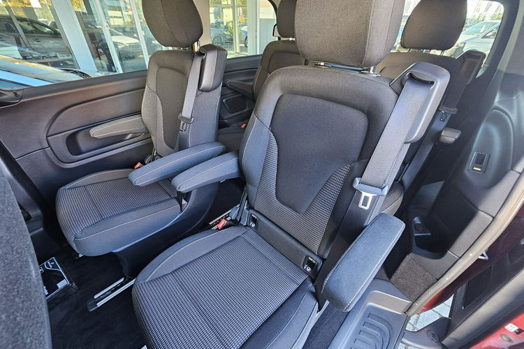 Mercedes V 250 bezwypadkowy, mały przebieg , bogata wersja zdjęcie 17