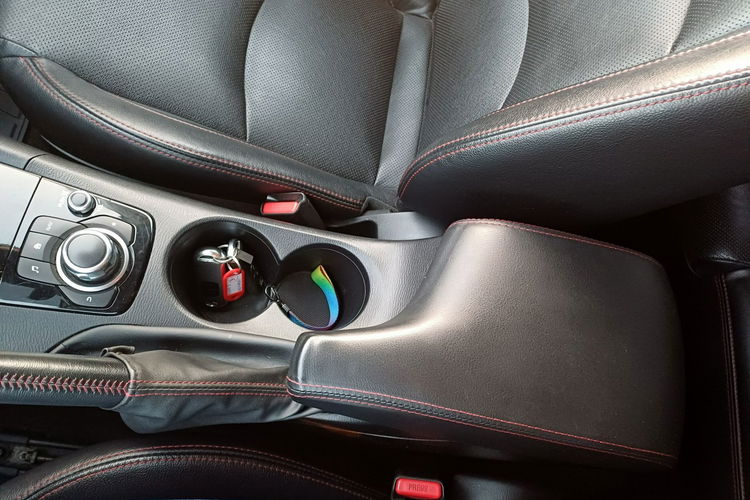 Mazda 3 2.2 SKYACTIV-D 150KM zdjęcie 18