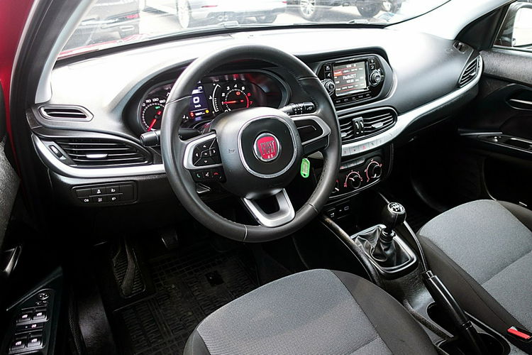 Fiat Tipo Combi STREET Led+Parktronic 3Lata Gwar. I-wł Kraj BEZWYPADKOWY FV23% 4x2 zdjęcie 14