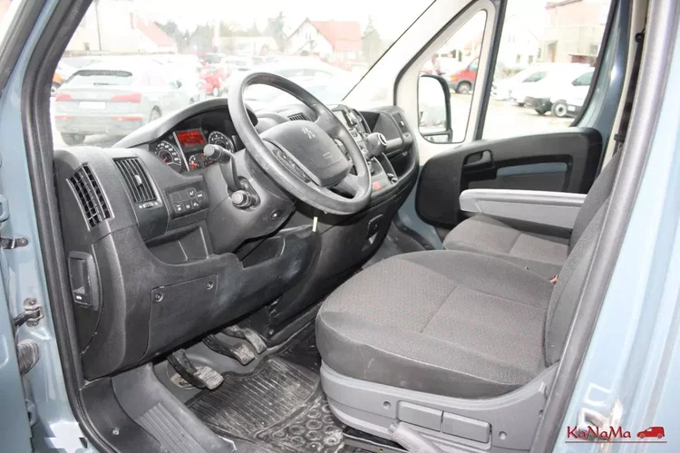 Peugeot Boxer zdjęcie 26